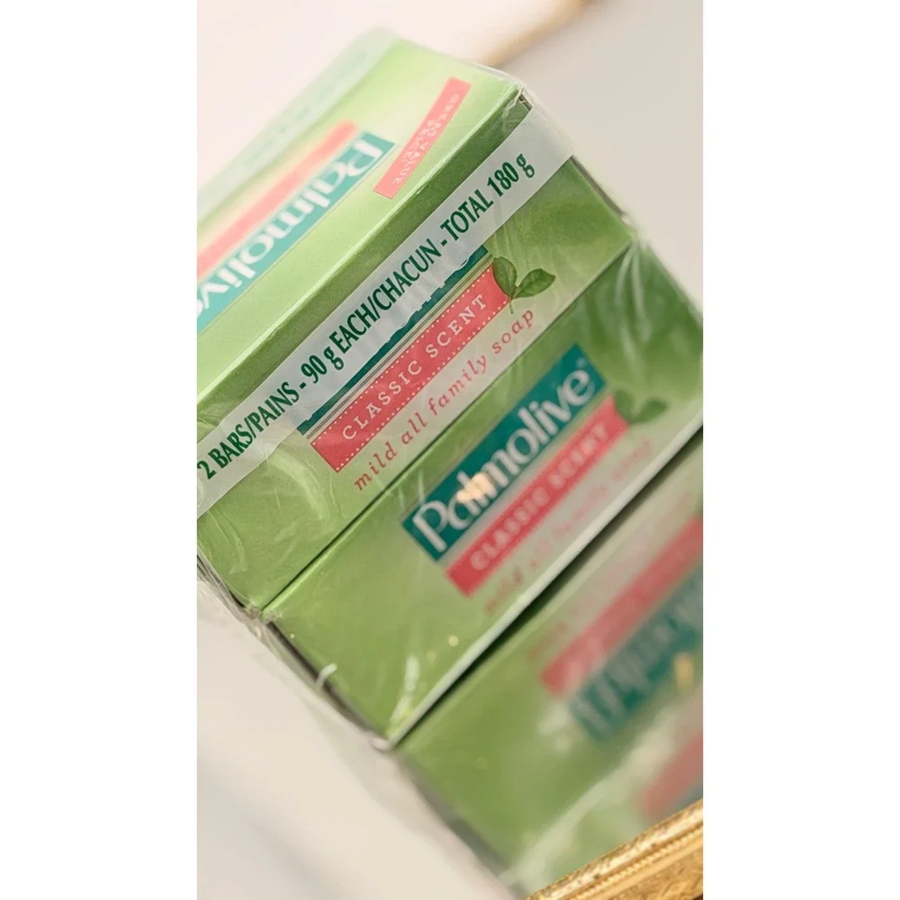 Palmolive Classic Scent Mild All Family Bar Soap 2 Pack 3.2oz Each 6.4oz Total